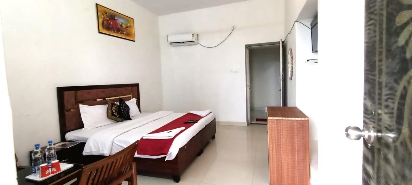 Zora Park Luxury Rooms Visakhapatnam Eksteriør billede