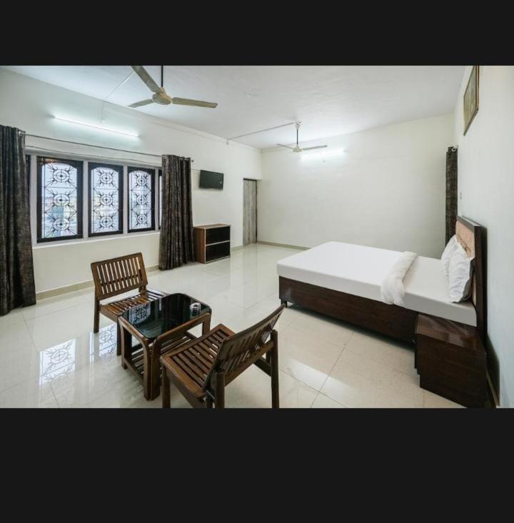 Zora Park Luxury Rooms Visakhapatnam Eksteriør billede